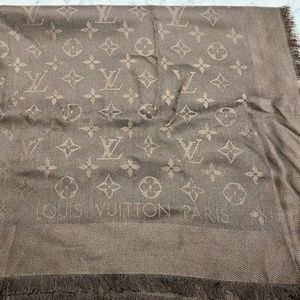 Louis Vuitton Authentic Monogram Shawl
